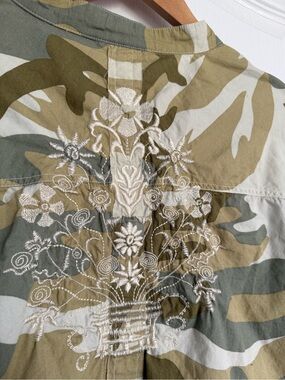 Mixit Camouflage Button-Front Embroidered Shirt - Olive & Khaki